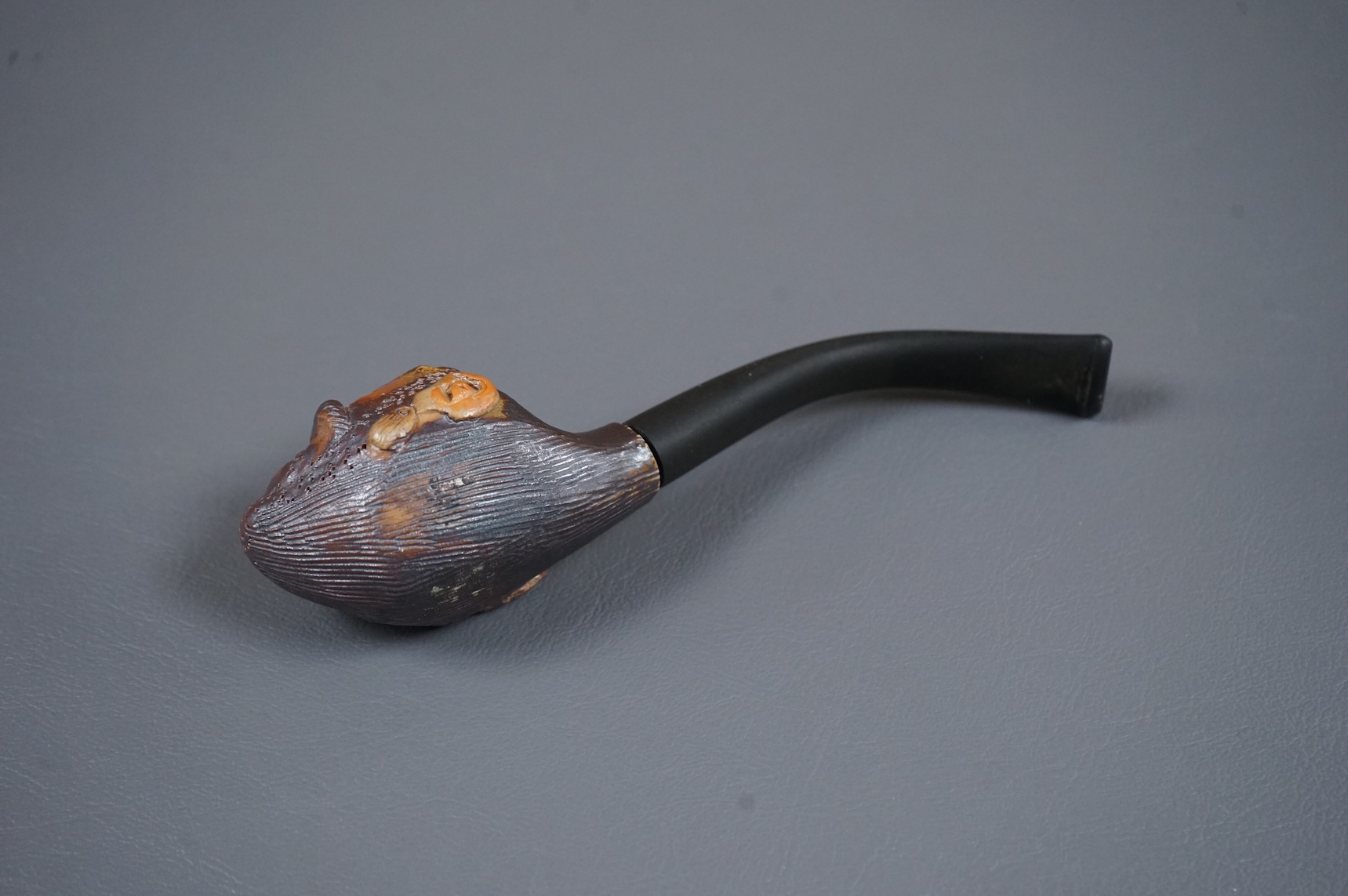 Guy Sydenham (1916-2005), novelty tobacco pipe, 14cm